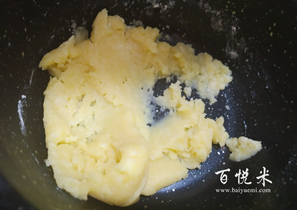 想吃泡芙不用出去買了,自己在家就能做!奶油泡芙制作方法,什么口味都能做